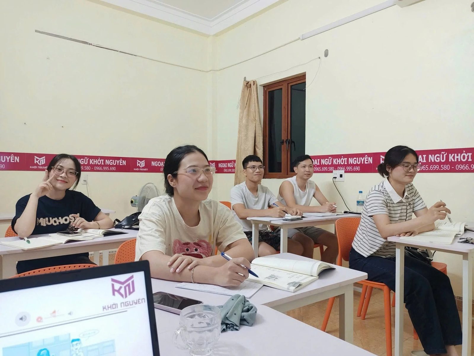 Lớp học tiếng Trung tại Ngoại Ngữ Khởi Nguyên